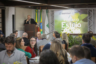 Casa da Farsul na Expointer sedia entrega do prmio Esteio do Agro 